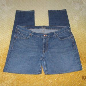💲15💲Women's Plus Size Old Navy Diva Jeans Size 16 Reg. EUC.